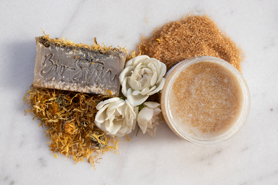 Understanding the Importance of Preventing Stretch Marks: A Look at DUO Soap & Body Scrub